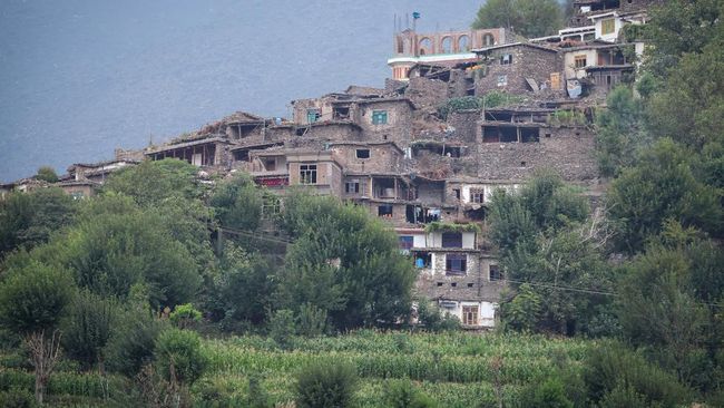 Alert! Gempa M 6,3 Goyang Afghanistan, Warga Panik Takut Atap Roboh