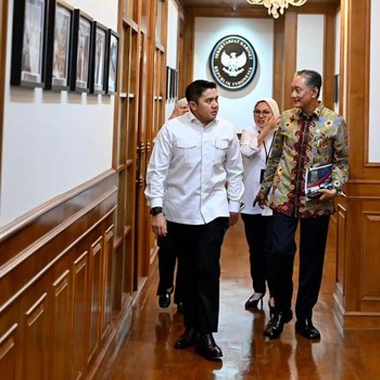 Momen Seskab Teddy & Menteri Dody Rapat Bahas Perbaikan Fasilitas Umum