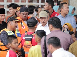Walkot Palembang Datangi Rumah Dua Bocah yang Tenggelam di Sungai Musi