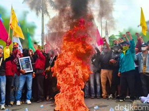Serba-serbi Aksi Kalimantan: Ujaran Deddy Sitorus hingga Bom Molotov dari Warkop