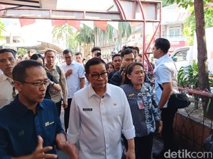 Pramono Turun Gunung Cek District Blok M yang Ditinggal UMKM