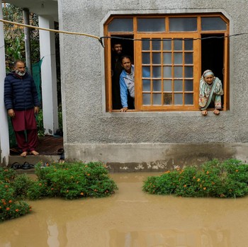 Potret Banjir Menghantam Lagi Usai Hujan, Ratusan Nyawa Sudah Melayang