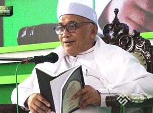 Atasi Kondisi Sulit Bangsa, KH Idris Hamid Kisahkan Imam Ahmad bin Hambal