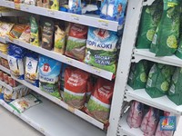 Stok Beras di Ritel Modern Kosong, di Toko Kelontong Apa Kabar?