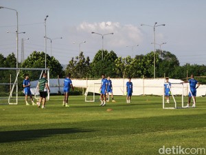 Muncul Wajah Baru di Latihan Persib Hari Ini