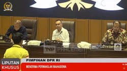 Video: Pimpinan DPR RI Temui Mahasiswa, Ketua BEM UI Tuntut Hal Ini