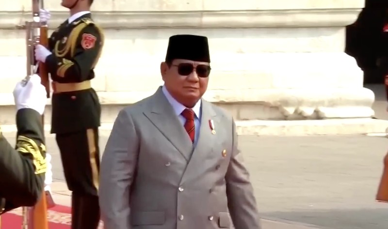 Presiden Republik Indonesia Prabowo Subianto menghadiri Parade Militer China di Lapangan Tiananmen, Beijing, China, Rabu (3/9/2025). Presiden Republik Indonesia Prabowo Subianto menghadiri Parade Militer China di Lapangan Tiananmen, Beijing, China, Rabu (3/9/2025). (Tangkapan Layar Video Reuters/CCTV)