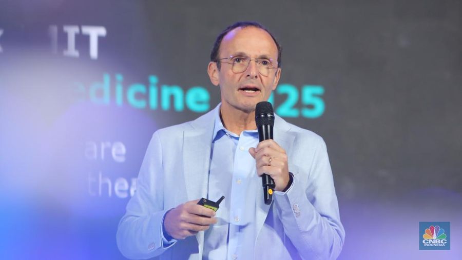 Regional Managing Director, Asia Pacific, InterSystems, Luciano Brustia saat closing remarks dalam acara InterSystems Asia Healthcare Summit 2025 di Jakarta, Rabu (3/9/2025). (CNBC Indonesia/Faisal Rahman)