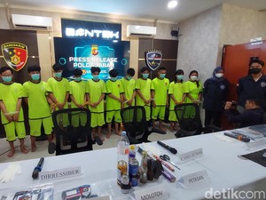 Mahasiswa Itenas Dibui Usai Bakar Bendera Merah Putih, Ini Kata Kampus