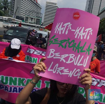 Update Demo 4 September, Massa Penuhi Jalan Thamrin-Kebon Sirih