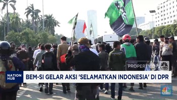 Video: BEM SI Gelar Aksi 'Selamatkan Indonesia' di DPR