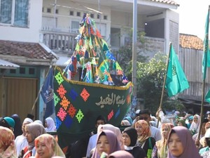 Kirab Perahu Jadi Tradisi Maulid Nabi yang Bersejarah di Tangerang