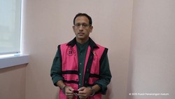 Penampakan Nadiem Pakai Rompi Pink, Jadi Tersangka Korupsi Chromebook
