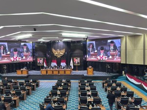 Rapat Paripurna, Ketua DPRD DKI Soroti Banyak Perda DKI Belum Jalan Optimal