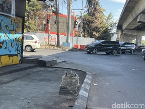 6 Titik Lampu Lalu Lintas di Makassar Rusak Buntut Demo Ricuh