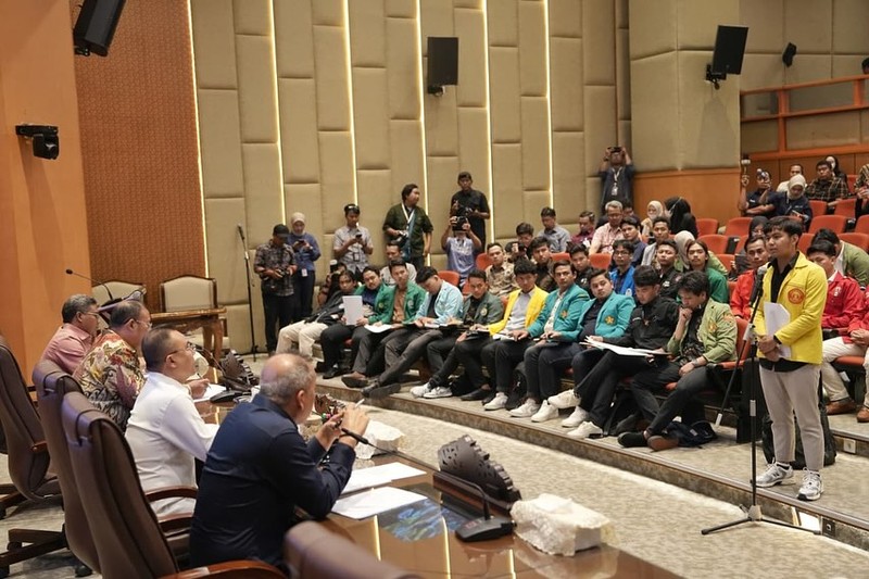 Wakil Ketua DPR Sufmi Dasco Ahmad mengatakan bahwa DPR RI akan membahas mengenai RUU Perampasan Aset usai menyelesaikan revisi UU KUHAP. Dasco menyampaikan hal tersebut usai forum penyampaian aspirasi mahasiswa di gedung DPR, Senayan, Jakarta pada Rabu (3/9/2025). (Instagram/sufmi_dasco)