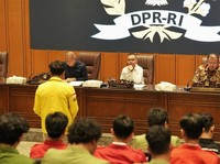 Momen Dasco Temui Mahasiswa Langsung di DPR, Bahas RUU Perampasan Aset