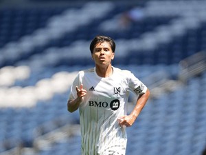 Momen Adrian Wibowo Disambut Patrick Kluivert