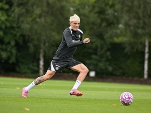 Garnacho Langsung Digembleng Chelsea, Begini Reaksinya