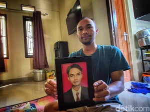 Pilu Keluarga di Sukabumi Tunggu Jasad Heri dari Korea Selatan