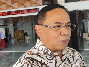 Kena OTT, Bupati Pati Sudewo Diperiksa KPK di Polres Kudus
