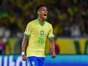 Estevao Cemerlang, Casemiro Ingatkan Tekanan