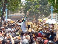 Ini Makna & Tradisi Peringatan Maulid Nabi Muhammad SAW