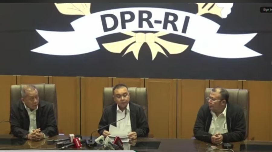 Konferensi pers DPR RI menjawab tuntutan 17+8, Jumat (5/9/2025). (YouTube/DPR RI)