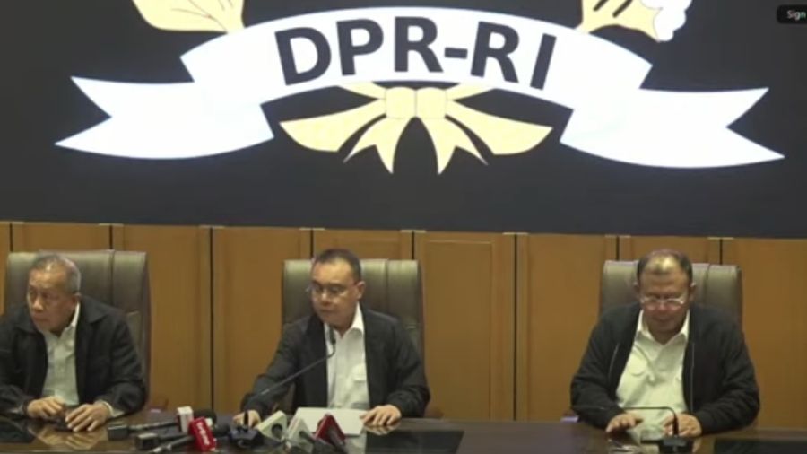 Konferensi pers DPR RI menjawab tuntutan 17+8, Jumat (5/9/2025). (YouTube/DPR RI)