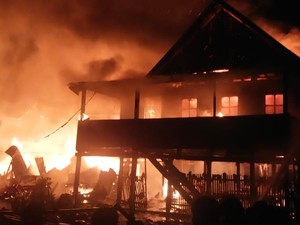Kebakaran Hanguskan 4 Rumah di Pangkep, 2 Wanita Alami Luka Bakar