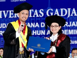 Cerita Oi Jadi Lulusan Termuda UGM, Rancang Karier Sejak SMA