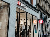 Saham Lululemon Hancur Digilas Tarif Trump