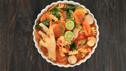Viral Kena Kista Mengaku Doyan Seblak, Ini 5 Tips Aman Menikmati Jajanan