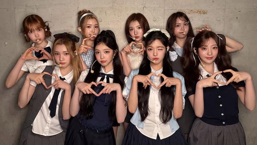 Hearts2Hearts (Instagram @hearts2heart)