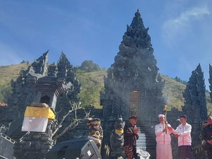 Kirab Api Obor Porprov Bali 2025 Hari Pertama Lintasi 5 Kabupaten