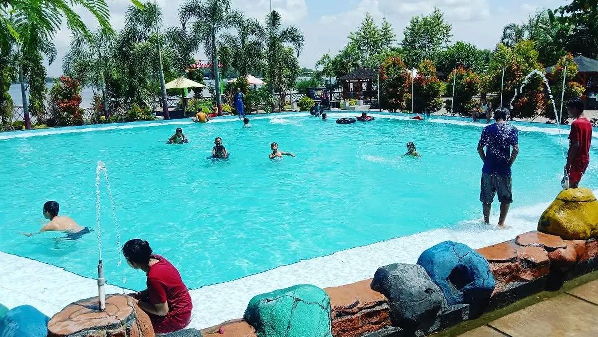Ndawe Garden Tirta Pasuruan, Wisata Air Murah di Tepi Ranu Grati