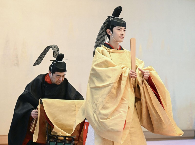 Pangeran Hisahito dari Jepang, putra Putra Mahkota Akishino dan Putri Mahkota Kiko, menghadiri upacara kedewasaan di Istana Kekaisaran di Tokyo, Jepang, 6 September 2025, dalam foto yang didistribusikan oleh Kyodo. (Mandatory credit Kyodo/via REUTERS)