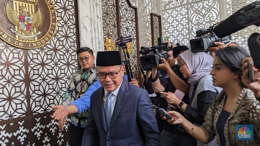 Anggota DPR RI Komisi XII Fraksi Golkar, Mukhtarudin. (CNBC Indonesia/Emir Yanwardhana) Anggota DPR RI Komisi XII Fraksi Golkar, Mukhtarudin. (CNBC Indonesia/Emir Yanwardhana)