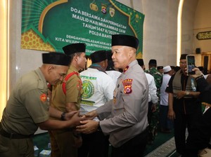 Peringati Maulid Nabi, Kapolda Banten Ingatkan Polisi Harus Jadi Pengayom
