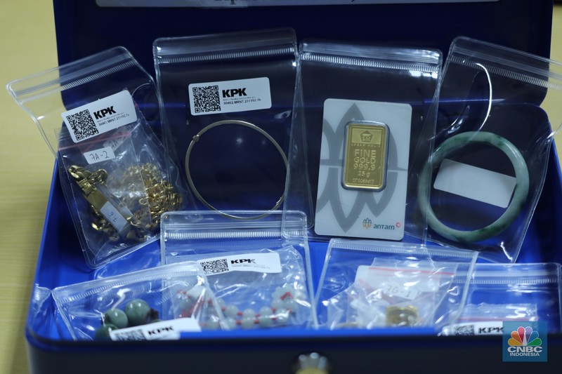 KPK lelang Barang Rampasan Koruptor. (CNBC Indonesia/Tri Susilo) KPK lelang Barang Rampasan Koruptor. (CNBC Indonesia/Tri Susilo)