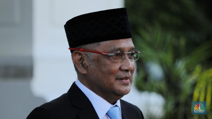 Presiden Prabowo Subianto kembali melakukan reshuffle kabinet untuk kedua kalinya. Sore ini, Prabowo resmi melantik sejumlah menteri baru di Istana Negara, Jakarta Pusat, Senin (8/9/2025). (CNBC Indonesia/Tri Susilo) Presiden Prabowo Subianto kembali melakukan reshuffle kabinet untuk kedua kalinya. Sore ini, Prabowo resmi melantik sejumlah menteri baru di Istana Negara, Jakarta Pusat, Senin (8/9/2025). (CNBC Indonesia/Tri Susilo)