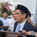 Menteri Keuangan, Purbaya Yudhi Sadewa saat doorstop dengan wartawan di kawasan Istana Negara. (CNBC Indonesia/Emir Yanwardhana)
