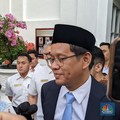 Menteri Keuangan, Purbaya Yudhi Sadewa saat doorstop dengan wartawan di kawasan Istana Negara. (CNBC Indonesia/Emir Yanwardhana)