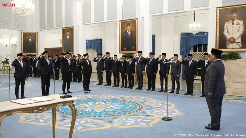 Presiden Prabowo Subianto melakukan pergantian (reshuffle) menteri di Kabinet Merah Putih. (CNBC Indonesia/Emir Yanwardhana)