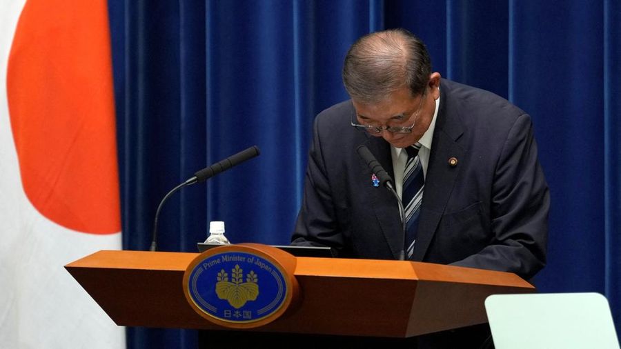 Perdana Menteri Jepang Shigeru Ishiba menghadiri konferensi pers saat mengumumkan pengunduran dirinya, di Tokyo, Jepang, Minggu (7/9/2025).  (TORU HANAI/Pool via REUTERS)