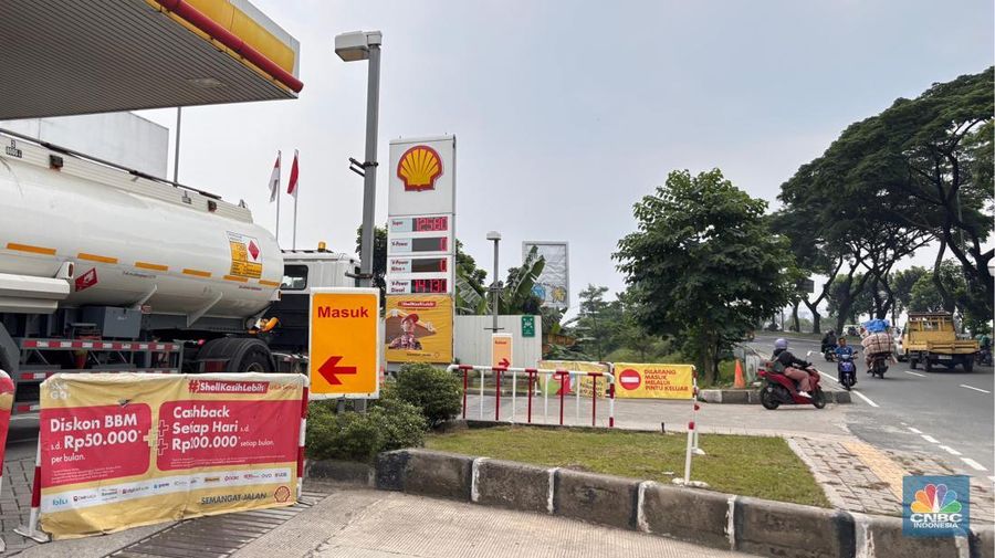 SPBU Shell di Ciater, Tangerang Selatan, Senin (8/9/2025). (CNBC Indonesia/Firda Dwi Muliawati)