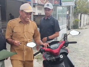 Senyum Getir Kabid Kesbangpol Buteng Tertangkap Bawa Uang Korupsi Rp 59 Juta