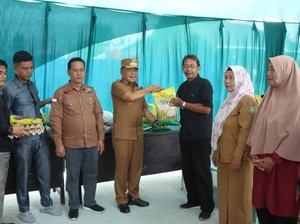 GPM Salurkan Beras Murah di Kepulauan Meranti, Warga Antusias