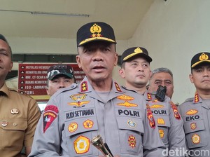 Kapolda Jabar Kunjungi Korban Majelis Ambruk di Bogor, Doakan Kesembuhan