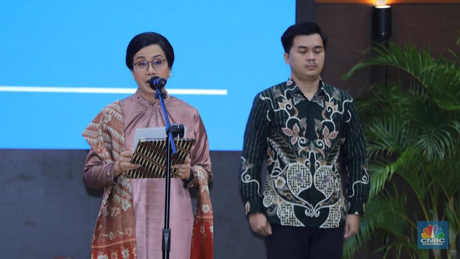 Mantan Menteri Keuangan Sri Mulyani di Aula Mezanin Gd Juanda 1, Kementerian Kuangan, Jakarta, Selasa (9/9/2025). (CNBC Indonesia/Tri Susilo)